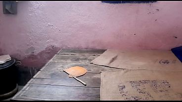 Punjabi bhabhi ki phudi me kala a lund dal denu tenu